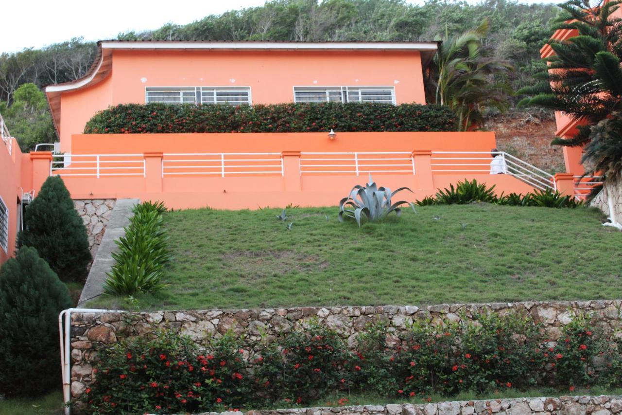 Rival Hotel Cabo Haitiano Exterior foto